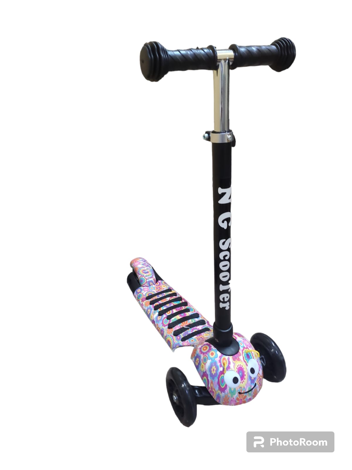 Gray helmet for bikers